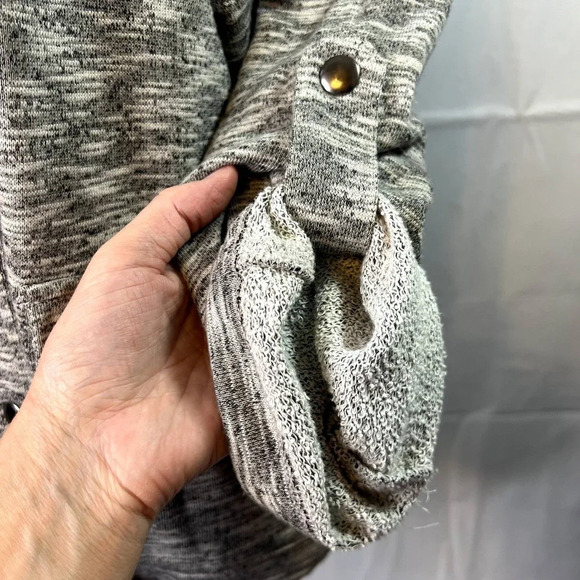 Anthro Guest Editor Gray Sweater Jacket Snap Closure Size Medium - Picture 6 of 14